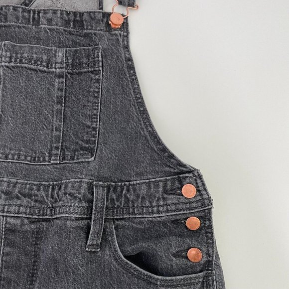 Universal Thread Black Denim Overalls - Picture 4 of 9